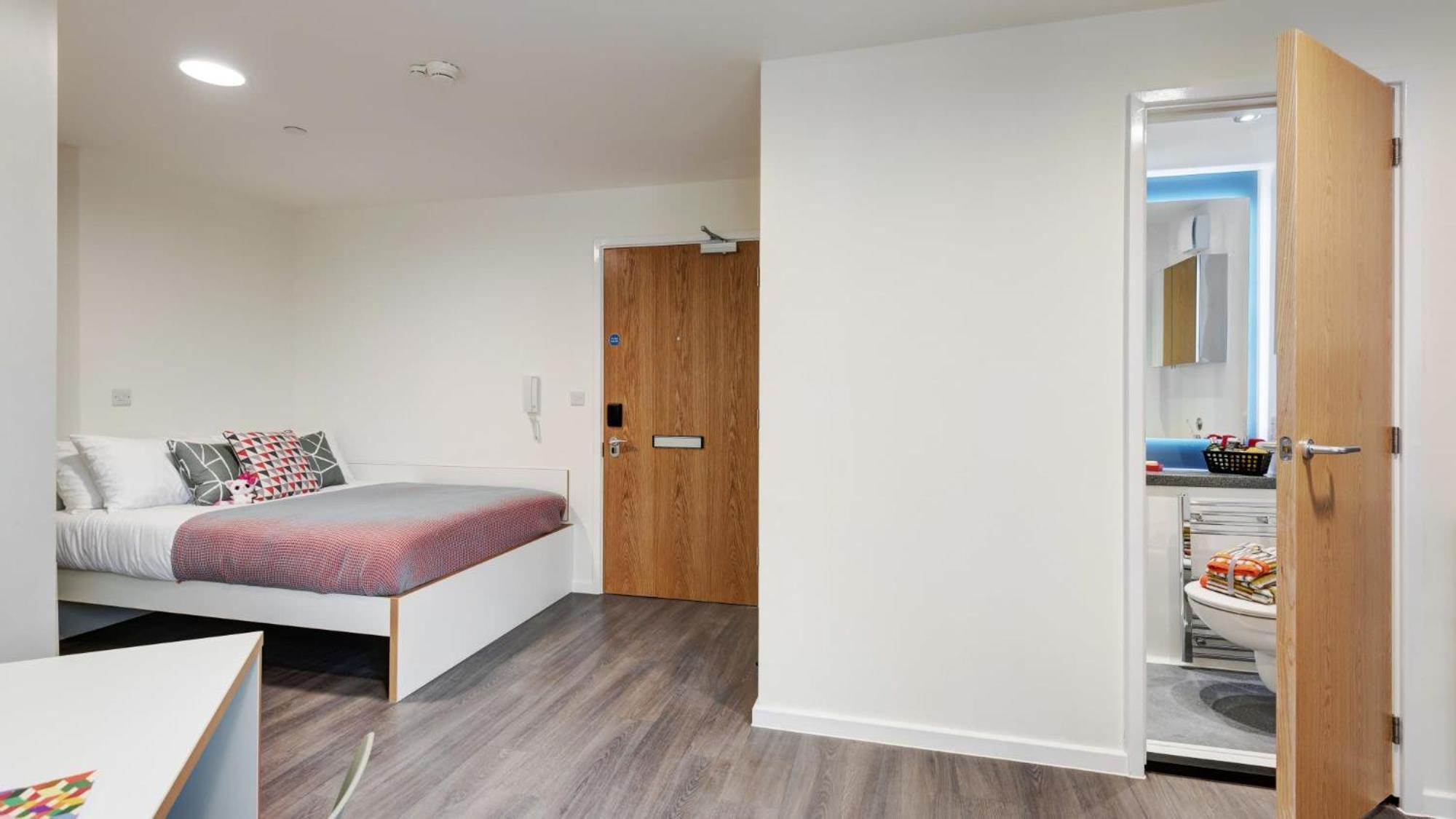 Apartament Experience Spacious & Stylish In The Vibrant Hub At New Bridewell! Bristol