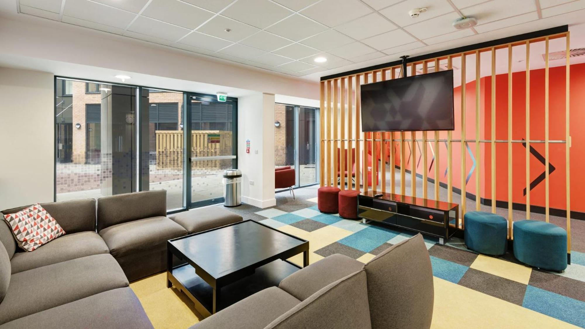 Experience Spacious & Stylish In The Vibrant Hub At New Bridewell! * Bristol