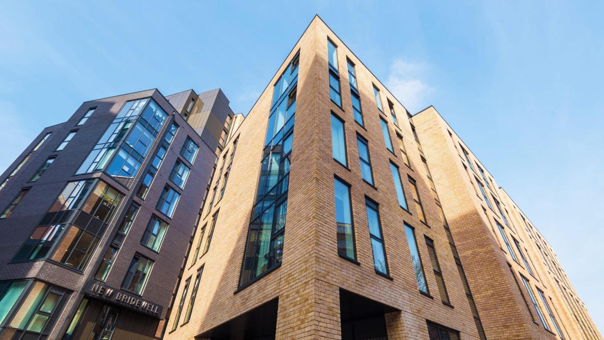 Experience Spacious & Stylish In The Vibrant Hub At New Bridewell! Apartament