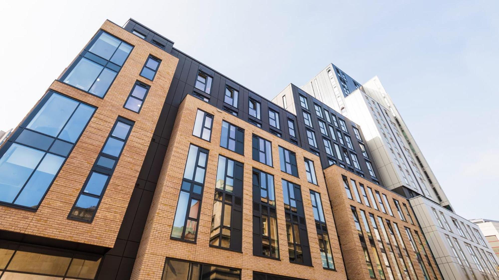 Experience Spacious & Stylish In The Vibrant Hub At New Bridewell! *