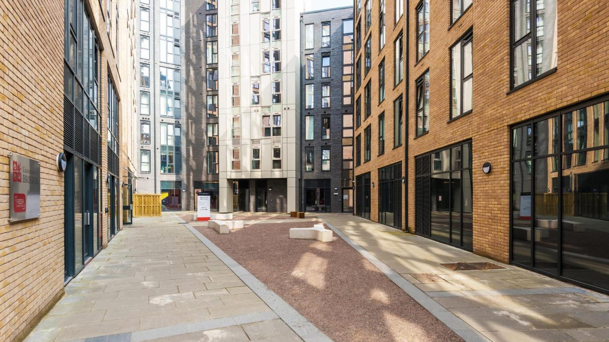 Experience Spacious & Stylish In The Vibrant Hub At New Bridewell! * Bristol