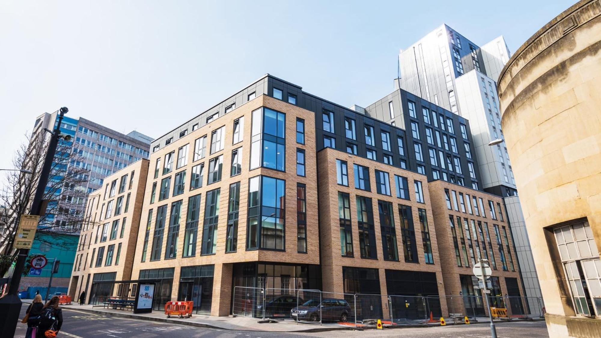 Experience Spacious & Stylish In The Vibrant Hub At New Bridewell! Apartament
