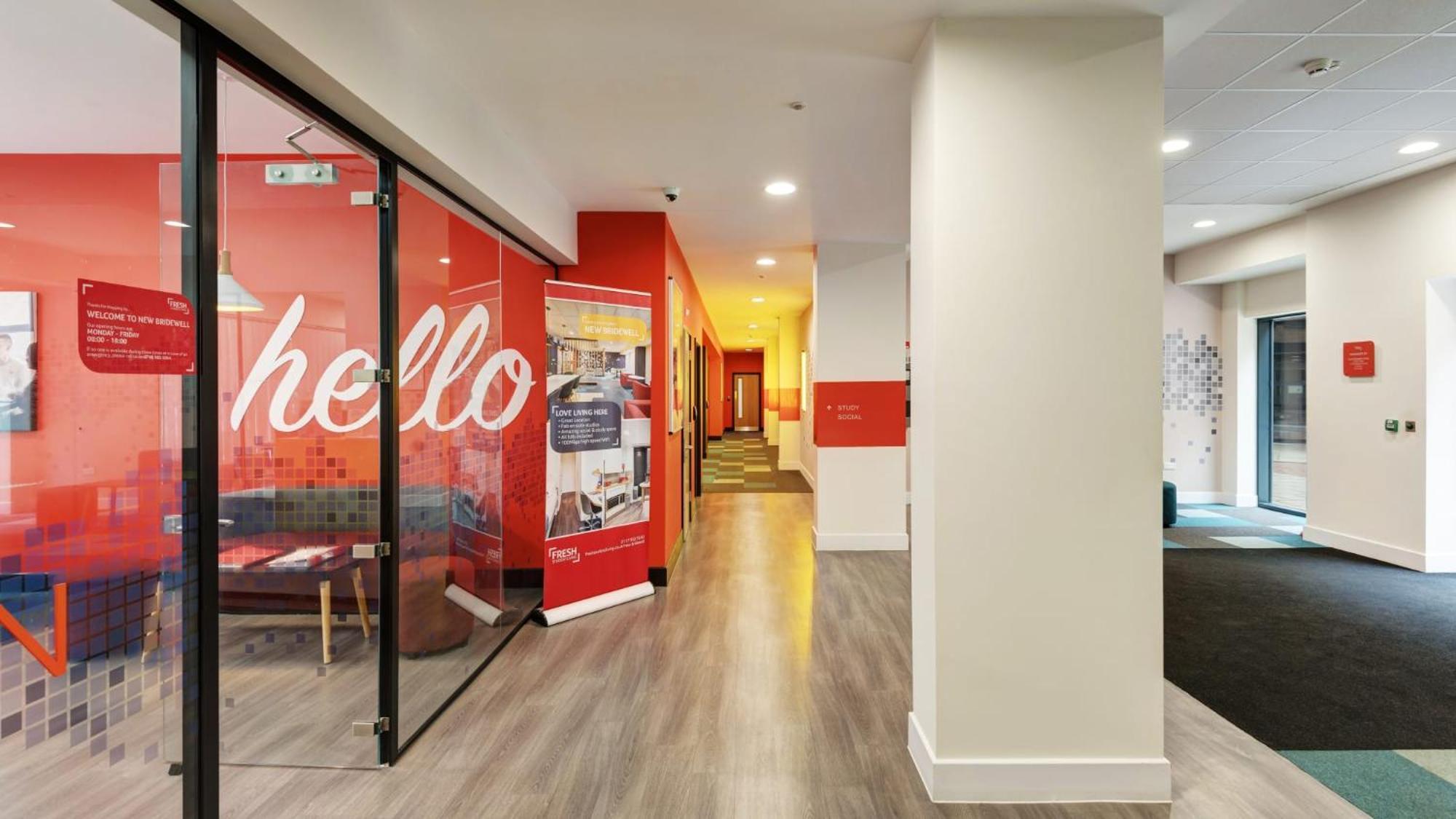 Experience Spacious & Stylish In The Vibrant Hub At New Bridewell! Apartament *