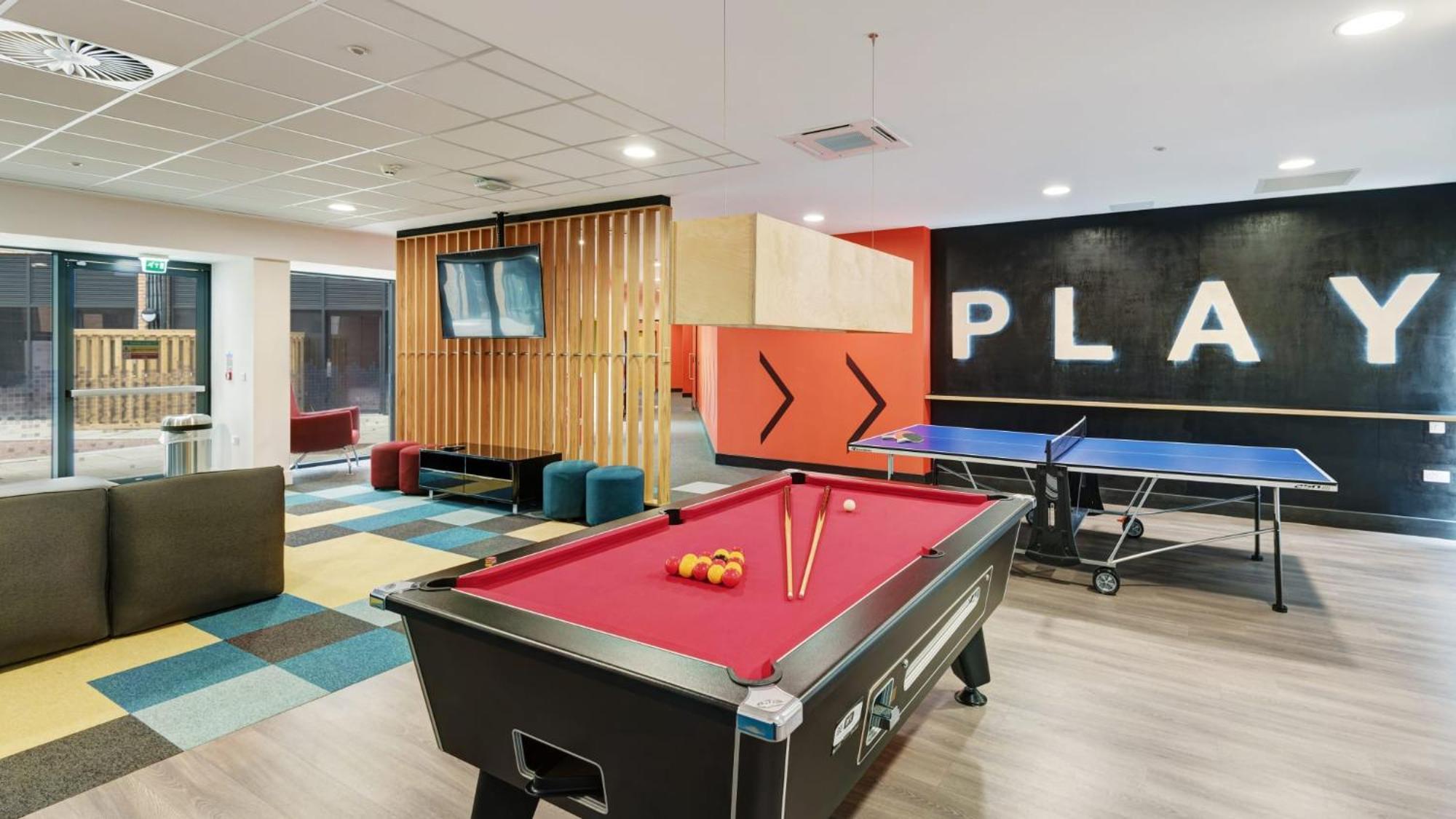 Experience Spacious & Stylish In The Vibrant Hub At New Bridewell! Apartament Bristol